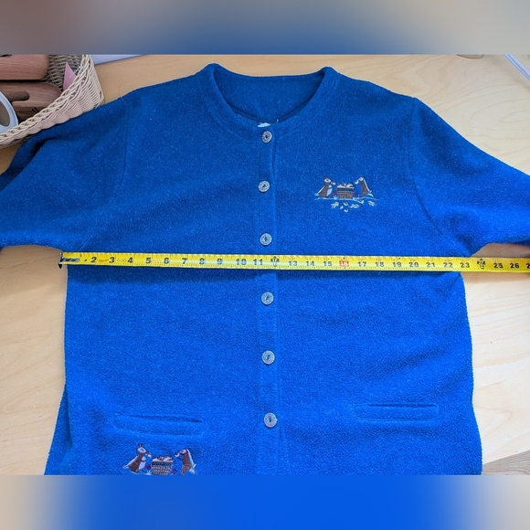 Vintage Women Sweater Size Large Blue Grand Mother Style Squirrel embroidery - Picture 7 of 8